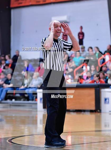 Thumbnail 3 in Lamar vs Perryville (AAA 3A Conderence 2nd Round Playoff) photogallery.