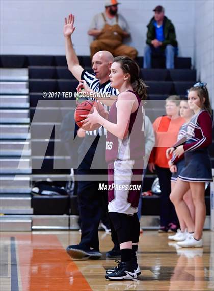 Thumbnail 3 in Lamar vs Perryville (AAA 3A Conderence 2nd Round Playoff) photogallery.