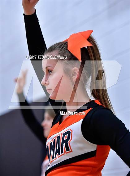 Thumbnail 2 in Lamar vs Perryville (AAA 3A Conderence 2nd Round Playoff) photogallery.