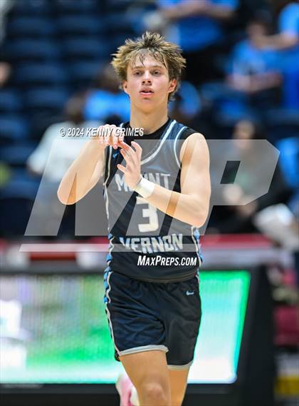 Thumbnail 3 in Mount Vernon vs. Paideia (GHSA A Division 1 Championship)  photogallery.
