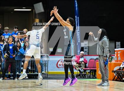 Thumbnail 2 in Mount Vernon vs. Paideia (GHSA A Division 1 Championship)  photogallery.