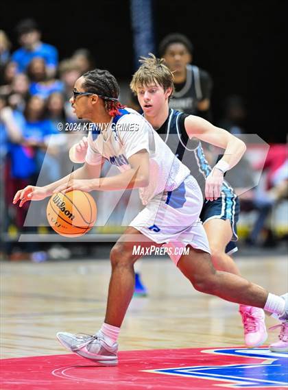 Thumbnail 1 in Mount Vernon vs. Paideia (GHSA A Division 1 Championship)  photogallery.