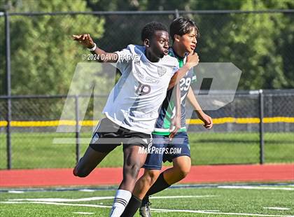 Thumbnail 2 in Regis Groff vs Kennedy photogallery.