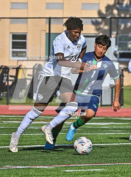 Thumbnail 3 in Regis Groff vs Kennedy photogallery.