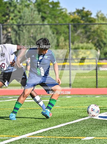 Thumbnail 1 in Regis Groff vs Kennedy photogallery.