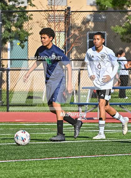 Thumbnail 1 in Regis Groff vs Kennedy photogallery.