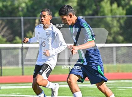 Thumbnail 2 in Regis Groff vs Kennedy photogallery.