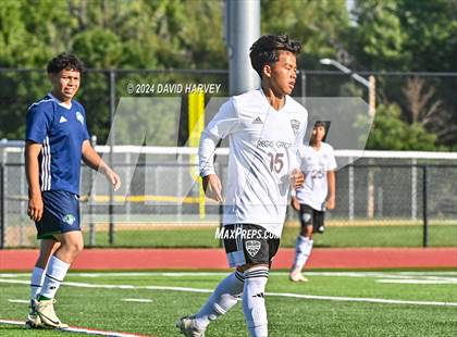 Thumbnail 3 in Regis Groff vs Kennedy photogallery.