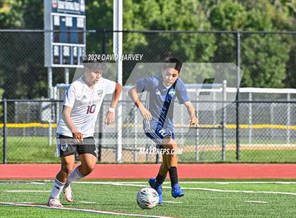 Thumbnail 2 in Regis Groff vs Kennedy photogallery.