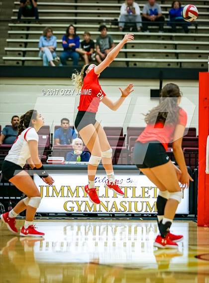 Thumbnail 1 in Canyon vs MacArthur [Douglas]  photogallery.