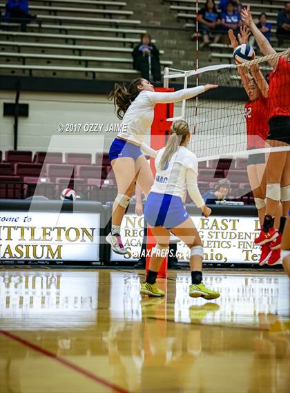 Thumbnail 3 in Canyon vs MacArthur [Douglas]  photogallery.