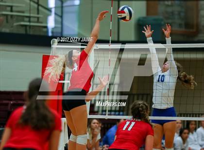 Thumbnail 3 in Canyon vs MacArthur [Douglas]  photogallery.