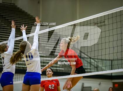 Thumbnail 3 in Canyon vs MacArthur [Douglas]  photogallery.