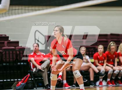 Thumbnail 1 in Canyon vs MacArthur [Douglas]  photogallery.