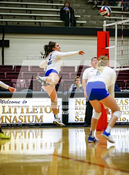 Thumbnail 1 in Canyon vs MacArthur [Douglas]  photogallery.