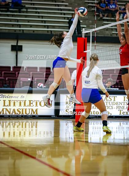 Thumbnail 2 in Canyon vs MacArthur [Douglas]  photogallery.