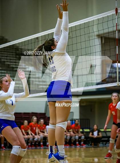 Thumbnail 1 in Canyon vs MacArthur [Douglas]  photogallery.