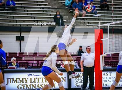 Thumbnail 2 in Canyon vs MacArthur [Douglas]  photogallery.