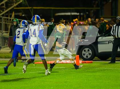 Thumbnail 3 in Oscar Smith @ Great Bridge photogallery.