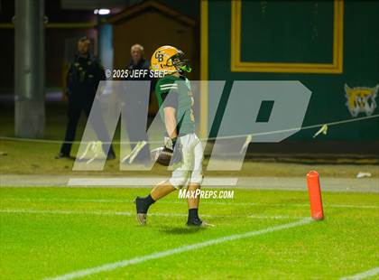 Thumbnail 1 in Oscar Smith @ Great Bridge photogallery.