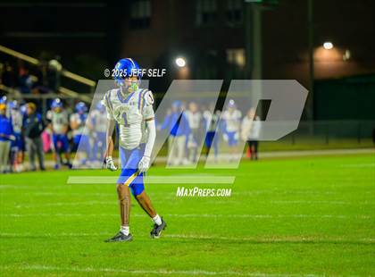 Thumbnail 3 in Oscar Smith @ Great Bridge photogallery.