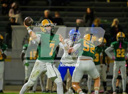 Thumbnail 3 in Oscar Smith @ Great Bridge photogallery.