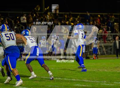 Thumbnail 2 in Oscar Smith @ Great Bridge photogallery.