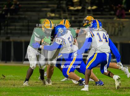 Thumbnail 2 in Oscar Smith @ Great Bridge photogallery.