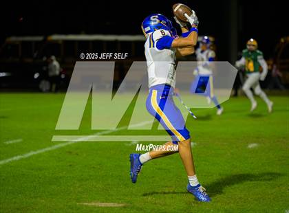 Thumbnail 1 in Oscar Smith @ Great Bridge photogallery.