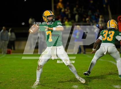 Thumbnail 1 in Oscar Smith @ Great Bridge photogallery.