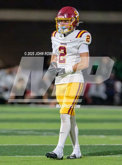 Thumbnail 2 in Science Hill vs. Green Hill (TSSAA 6A Round 2) photogallery.