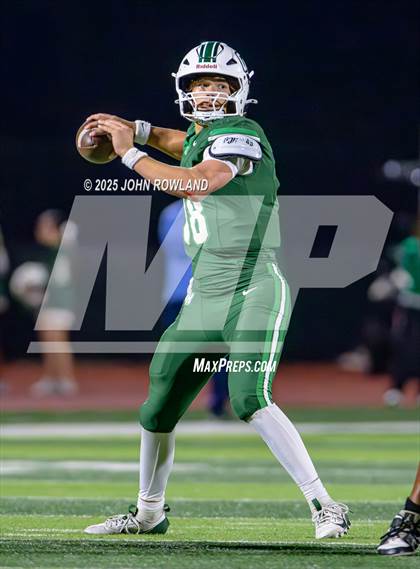 Thumbnail 3 in Science Hill vs. Green Hill (TSSAA 6A Round 2) photogallery.