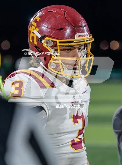 Thumbnail 3 in Science Hill vs. Green Hill (6A Second Round) photogallery.