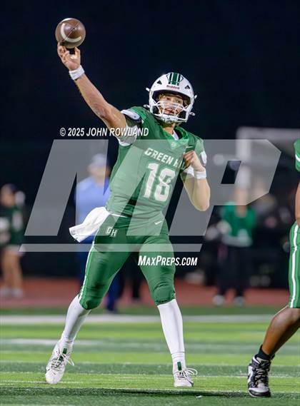 Thumbnail 2 in Science Hill vs. Green Hill (TSSAA 6A Round 2) photogallery.