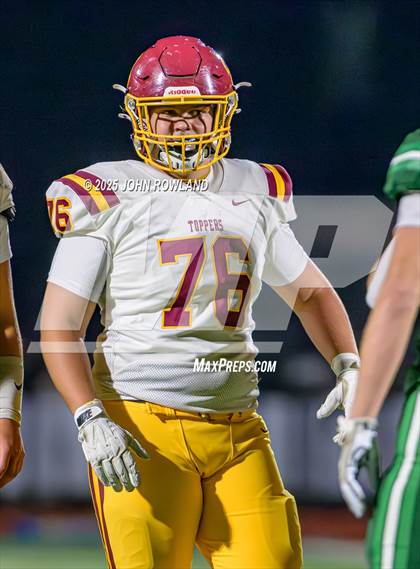 Thumbnail 1 in Science Hill vs. Green Hill (6A Second Round) photogallery.