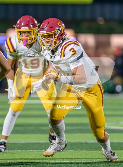 Thumbnail 1 in Science Hill vs. Green Hill (6A Second Round) photogallery.