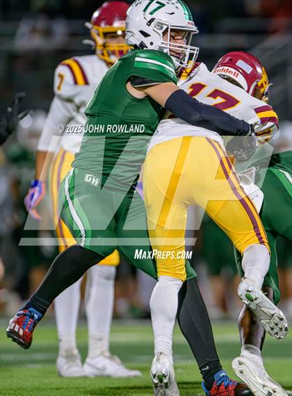 Thumbnail 2 in Science Hill vs. Green Hill (TSSAA 6A Round 2) photogallery.