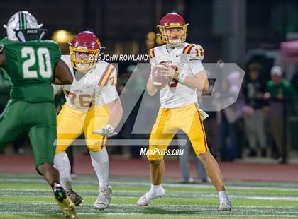 Thumbnail 3 in Science Hill vs. Green Hill (TSSAA 6A Round 2) photogallery.