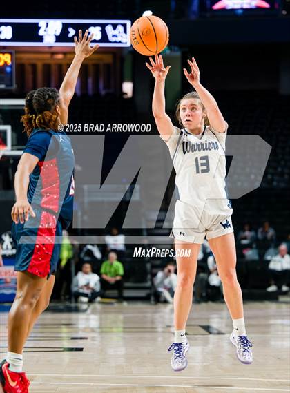 Thumbnail 2 in Terry Sanford vs Western Alamance (NCHSAA 3A Regional Final) photogallery.