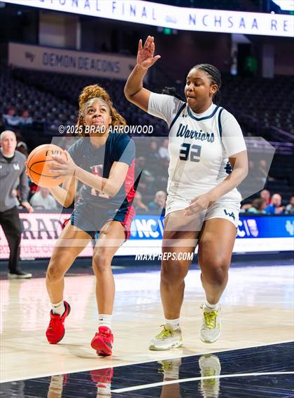 Thumbnail 2 in Terry Sanford vs Western Alamance (NCHSAA 3A Regional Final) photogallery.