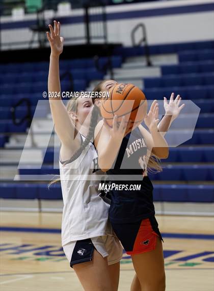 Thumbnail 1 in Mountain Crest @ Ridgeline photogallery.