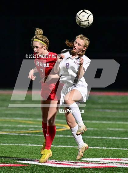 Thumbnail 1 in Livonia vs Palmyra-Macedon (NYSPHSAA Section V Class B1 Quarterfinals) photogallery.