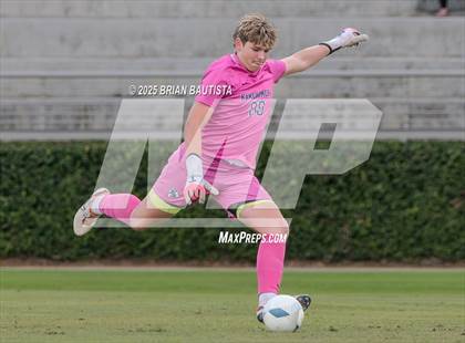 Thumbnail 3 in Kapa'a vs Kamehameha Hawai'i (HHSAA Division 2 Final) photogallery.
