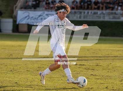 Thumbnail 2 in Kapa'a vs Kamehameha Hawai'i (HHSAA Division 2 Final) photogallery.