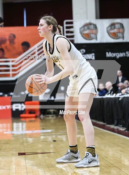 Thumbnail 1 in  St. John-Vianney vs Newington (Spalding Hoophall Classic) photogallery.
