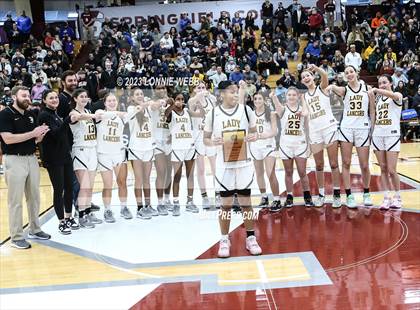 Thumbnail 3 in  St. John-Vianney vs Newington (Spalding Hoophall Classic) photogallery.