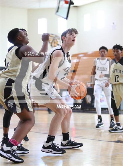 Thumbnail 2 in Sprayberry @ Sequoyah photogallery.