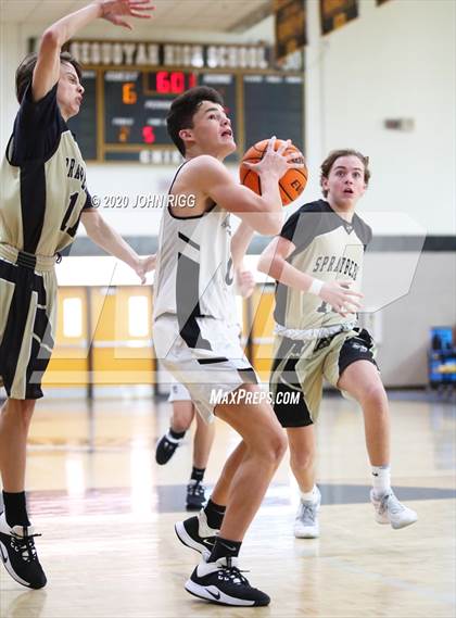 Thumbnail 2 in Sprayberry @ Sequoyah photogallery.