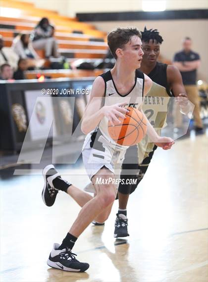Thumbnail 2 in Sprayberry @ Sequoyah photogallery.