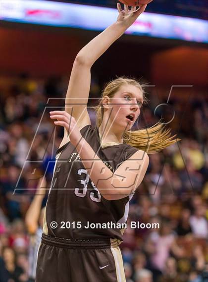 Thumbnail 1 in Thomaston vs Canton (CIAC Class S Final) photogallery.